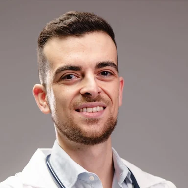 Dr. David Araguás